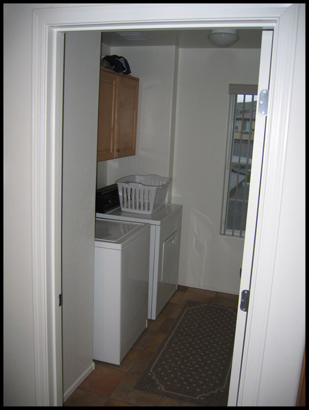 42-washerdryer-upstairs