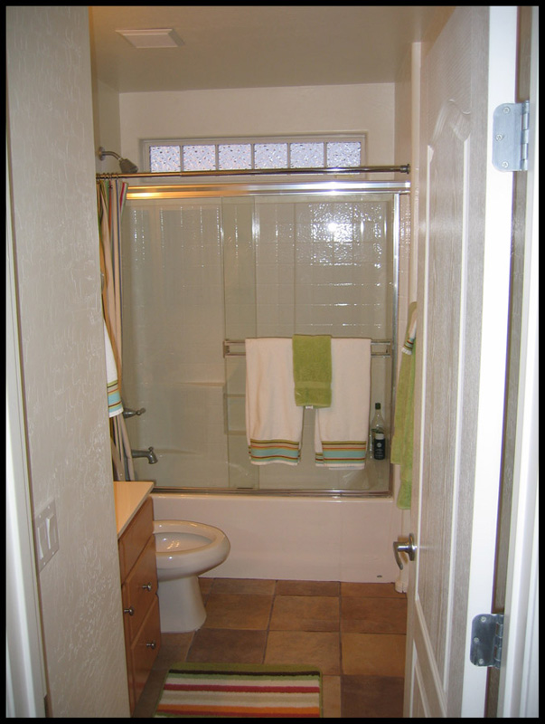 43-upstairsbathroom